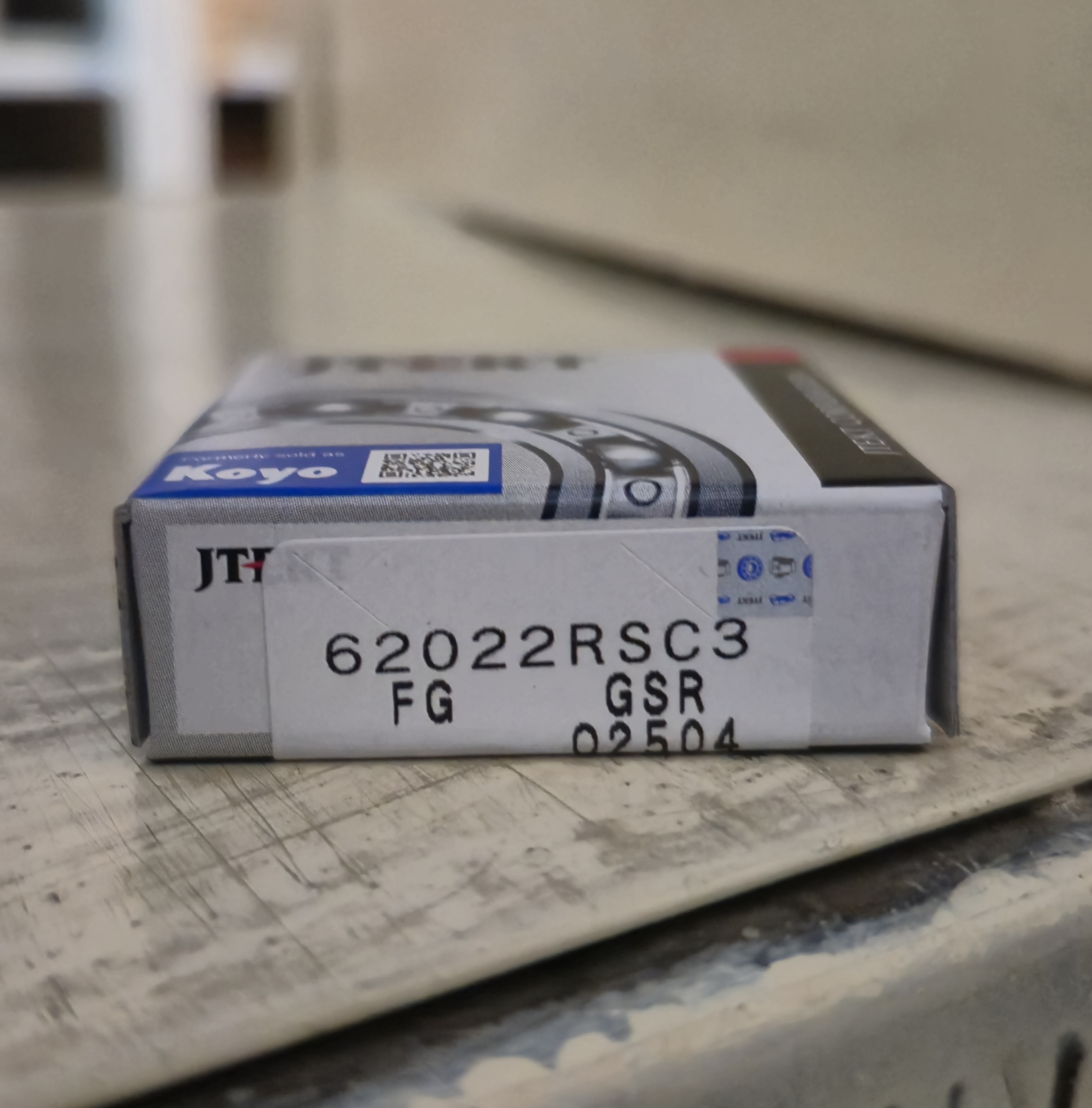 بلبرینگ KOYO 6202 2RSC3FG