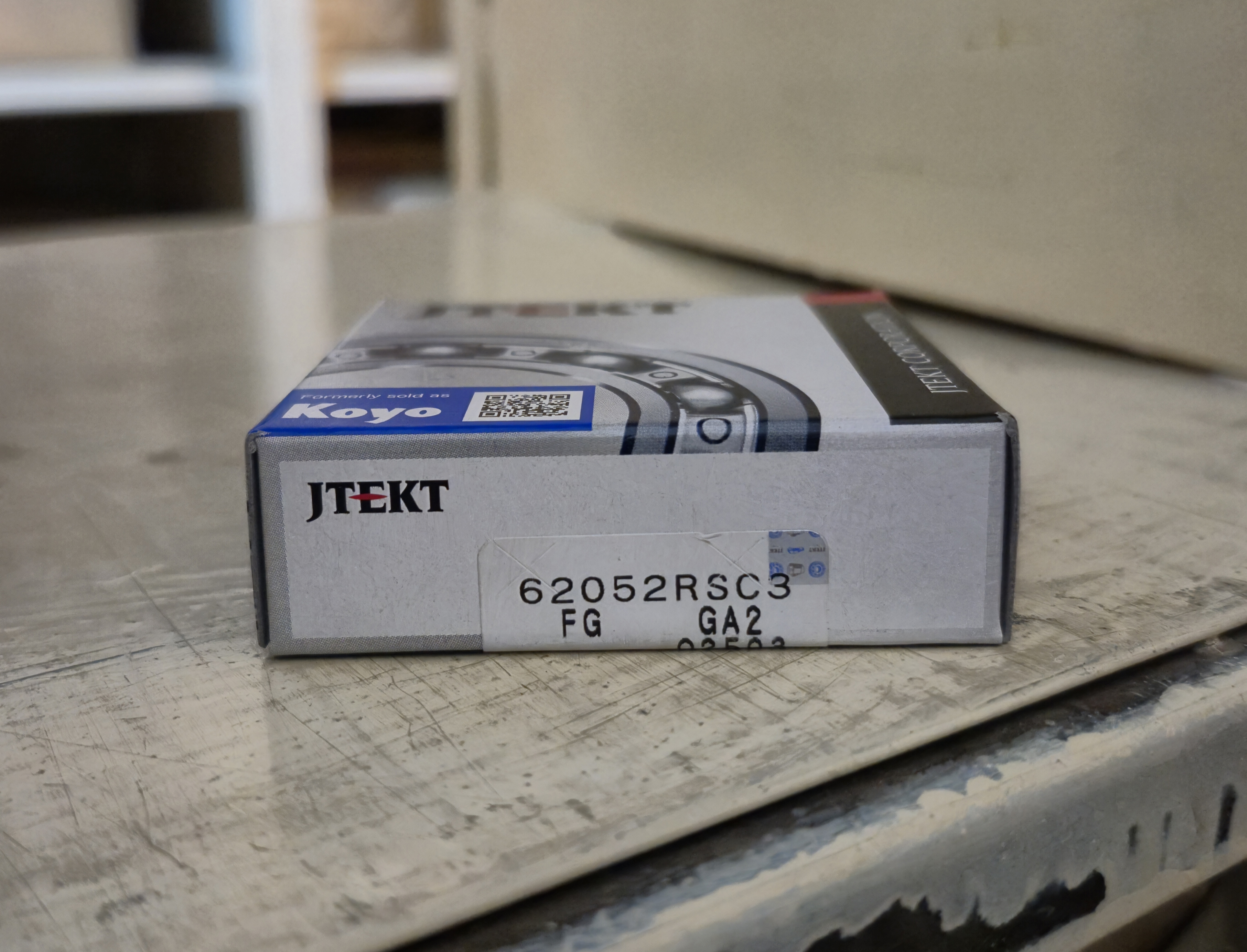بلبرینگ KOYO 6205 2RSC3 FG