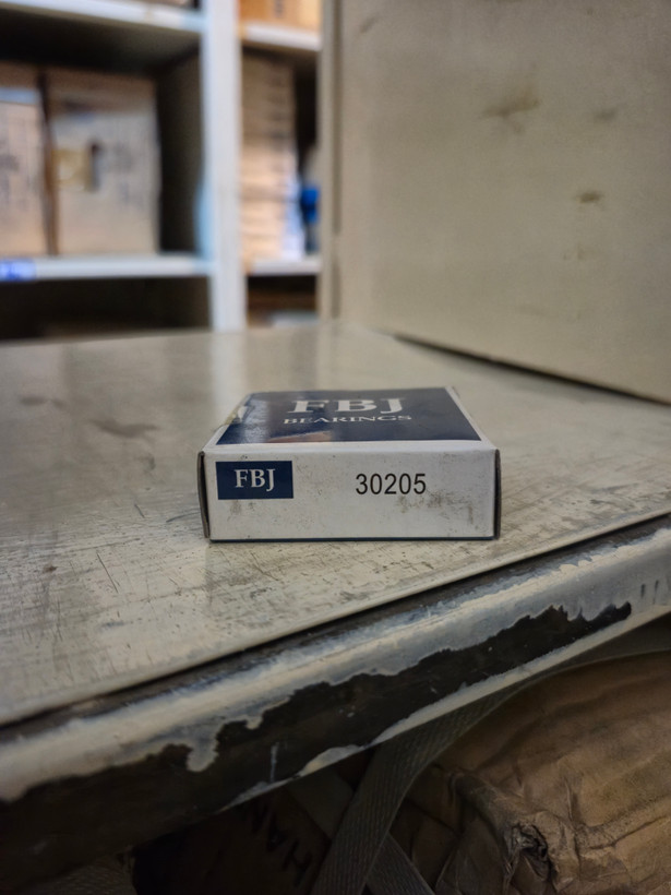 بلبرینگ FBJ 30205