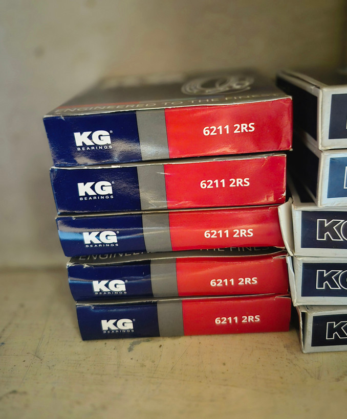 بلبرینگ KG 6211 2RS