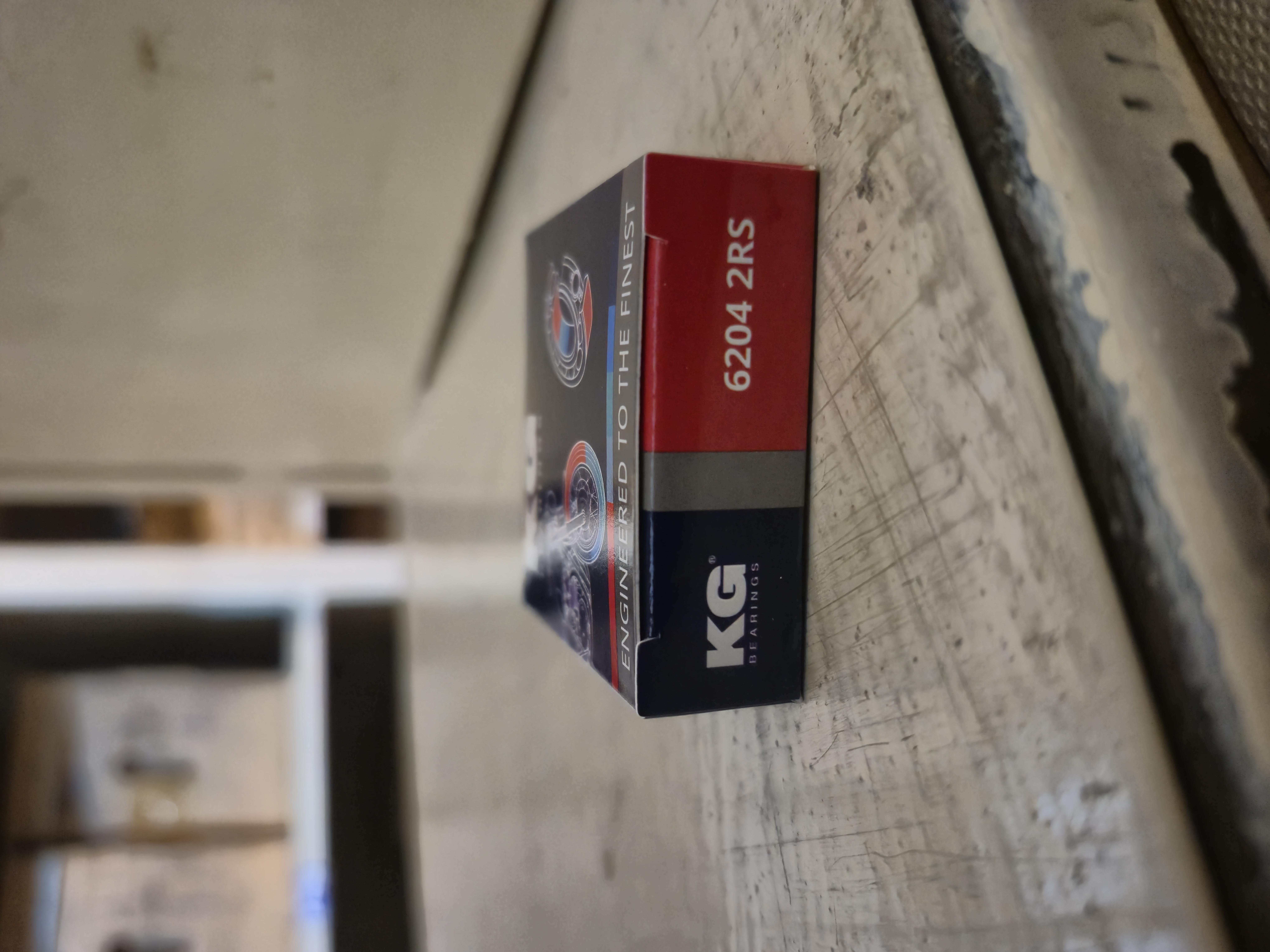 بلبرینگ KG 6204 2RS